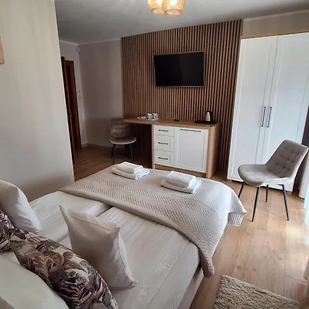 Ariadna Bed & Breakfast 3*