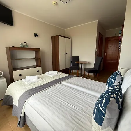 Ariadna 住宿加早餐酒店 Jastrzębia Góra