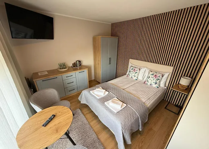 Bed and breakfast Ariadna 3*